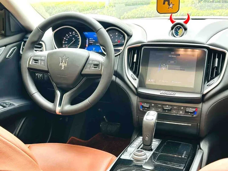 Maserati Ghibli — фото 8
