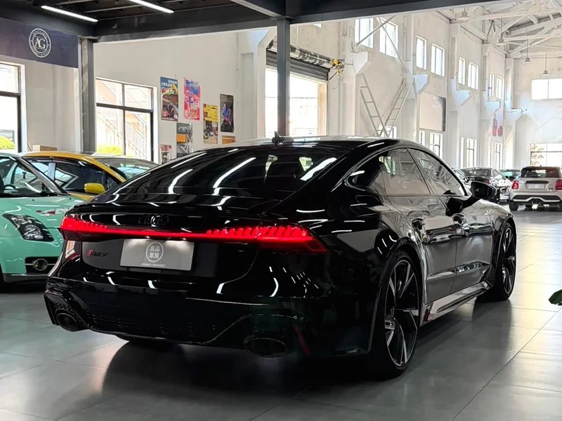 Audi RS 7 — фото 3