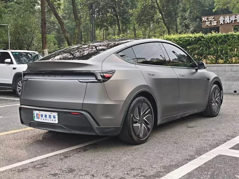 Tesla Model Y — фото 29