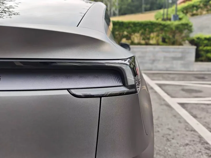 Tesla Model Y — фото 31