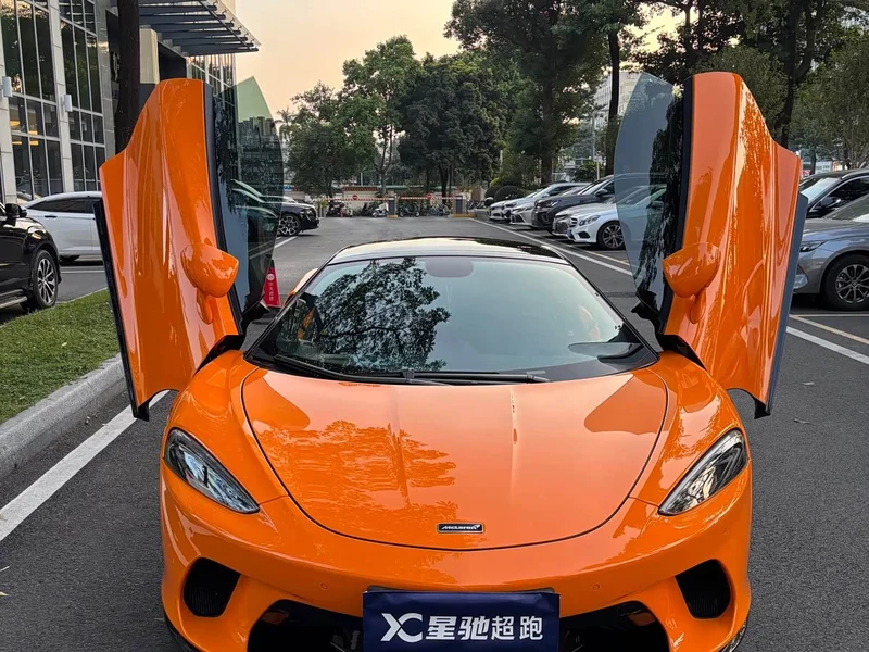 McLaren GT — фото 10