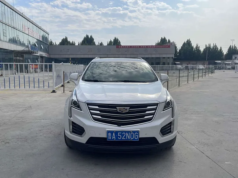 Cadillac XT5 — фото 2