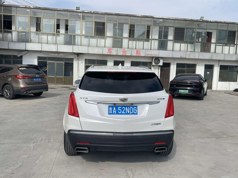 Cadillac XT5 — фото 5