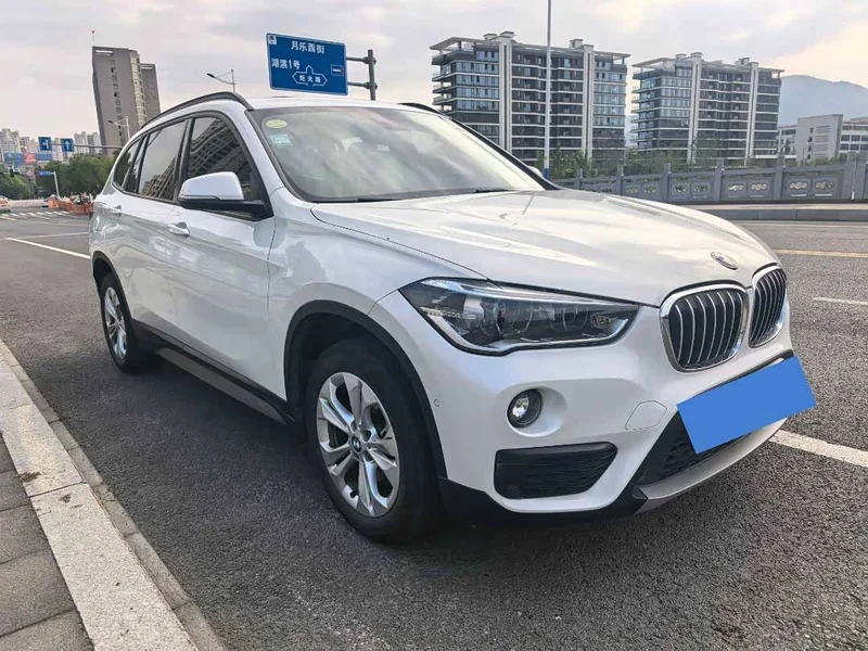 BMW X1 — фото 3