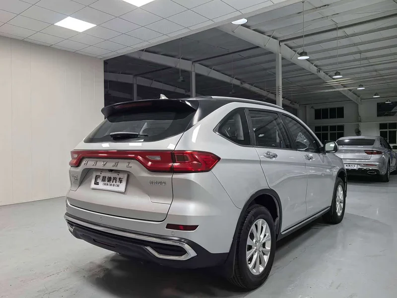 Haval M6 — фото 4