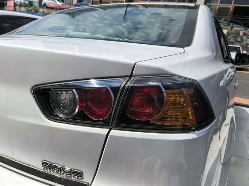 Mitsubishi Lancer EX — фото 11