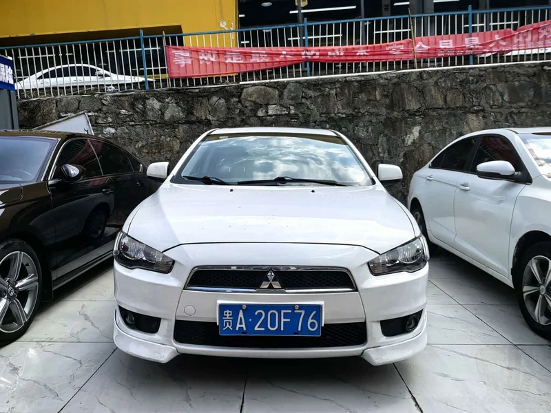 Mitsubishi Lancer EX — фото 2