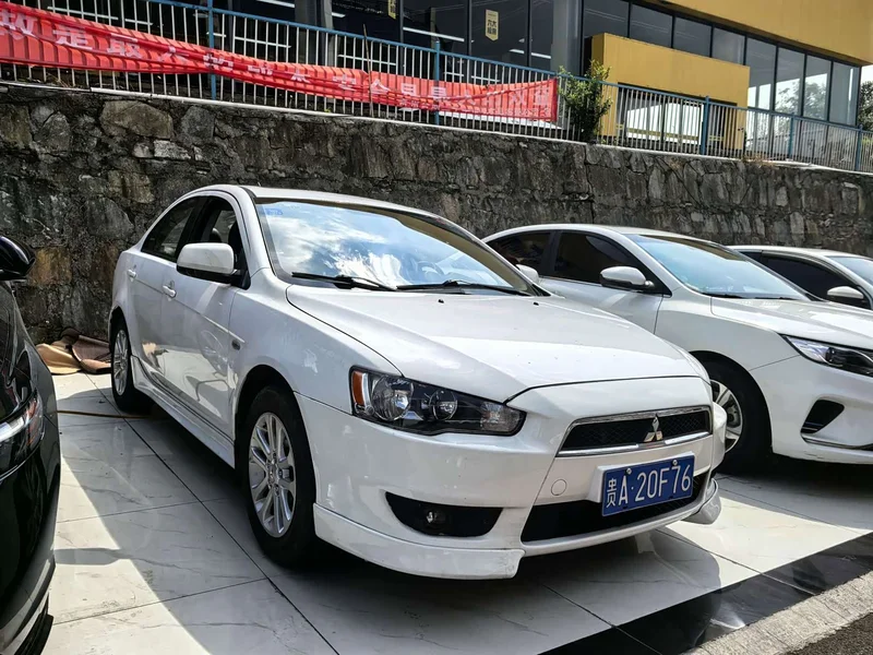 Mitsubishi Lancer EX — фото 3
