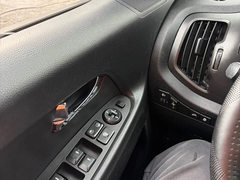Kia Sportage — фото 20