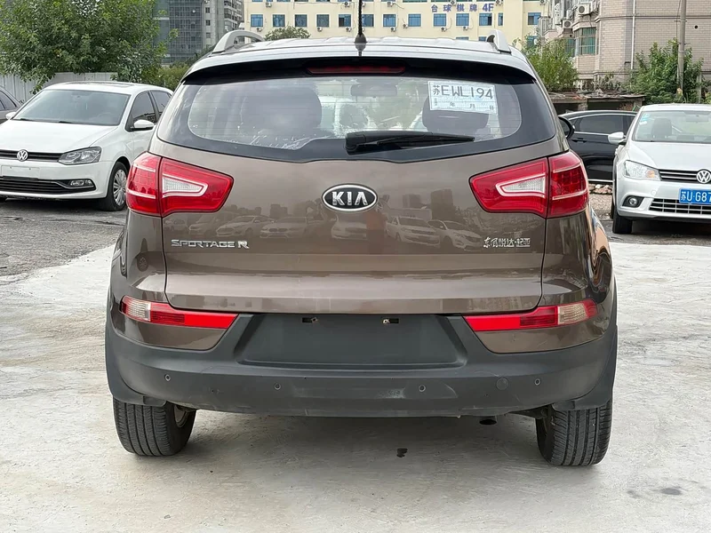 Kia Sportage — фото 6