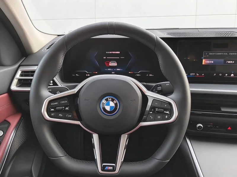 BMW i3 — фото 8