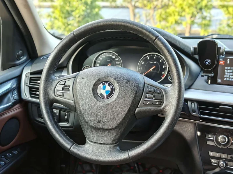 BMW X5 (Imported) — фото 5