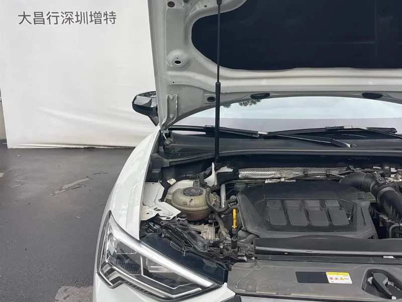 Audi Q3 Sportback — фото 18