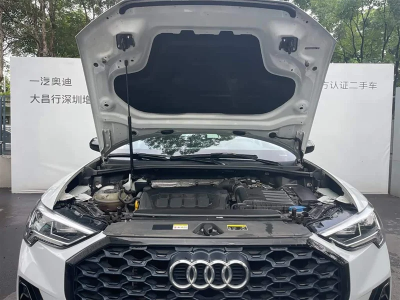 Audi Q3 Sportback — фото 22