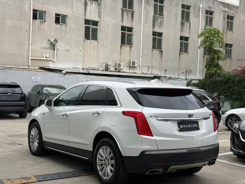 Cadillac XT5 — фото 4