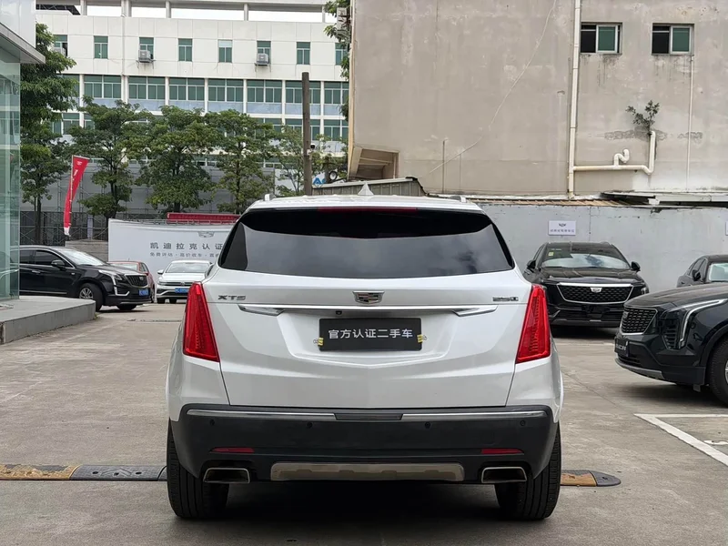 Cadillac XT5 — фото 5