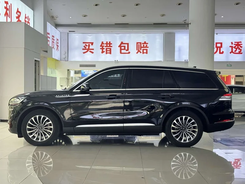 Lincoln Aviator — фото 18