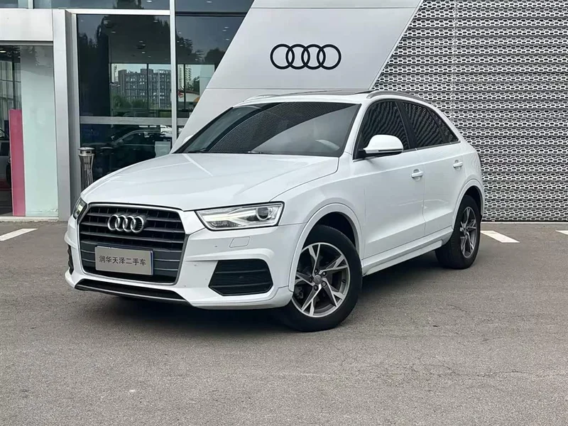 Audi Q3 — фото 1