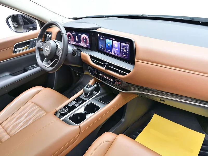 Nissan Pathfinder — фото 15