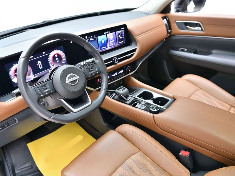 Nissan Pathfinder — фото 16