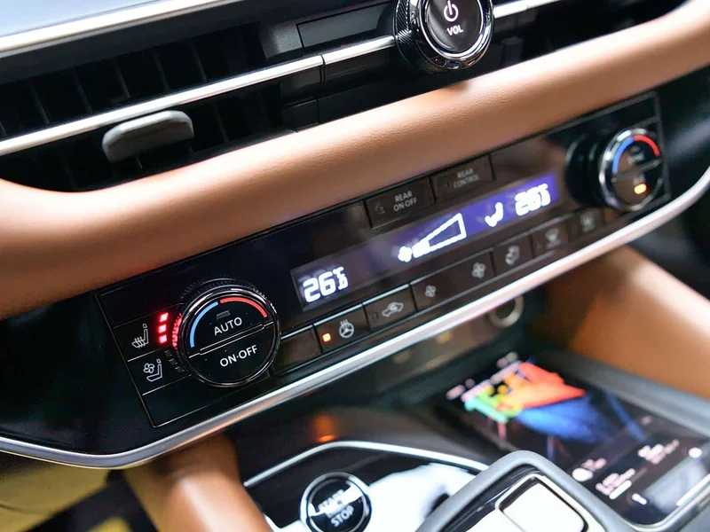 Nissan Pathfinder — фото 23