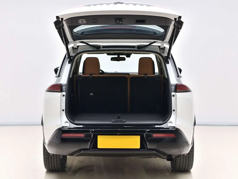 Nissan Pathfinder — фото 10