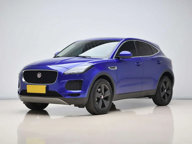 Jaguar E-PACE — фото 1
