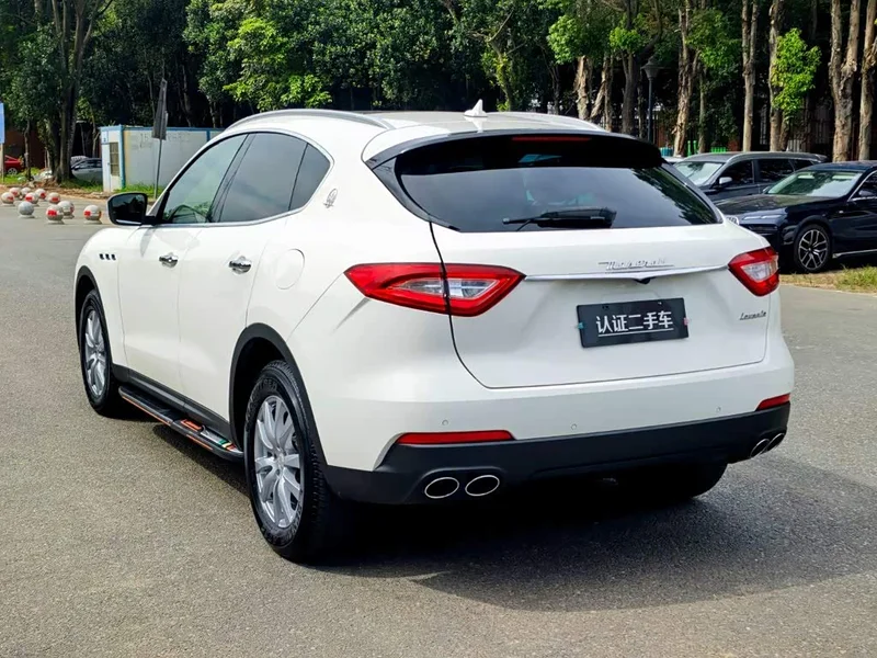 Maserati Levante — фото 5