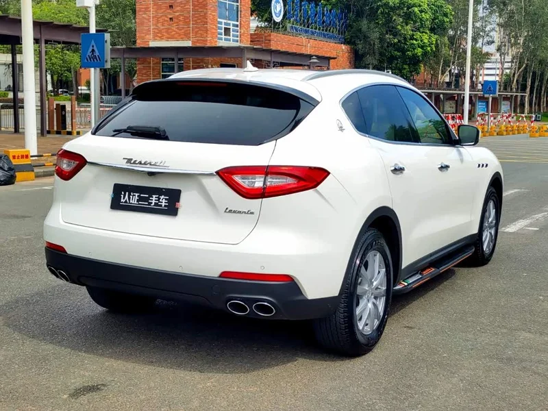 Maserati Levante — фото 7
