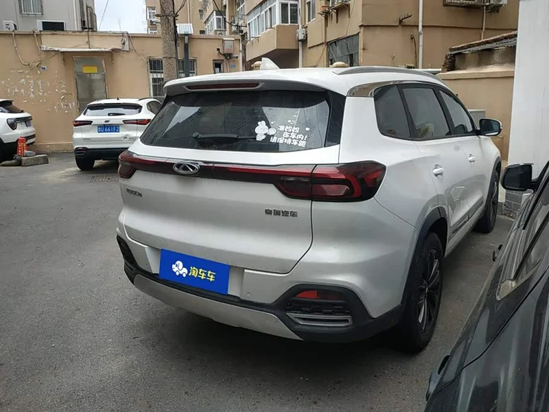 Chery Tiggo 8 — фото 3