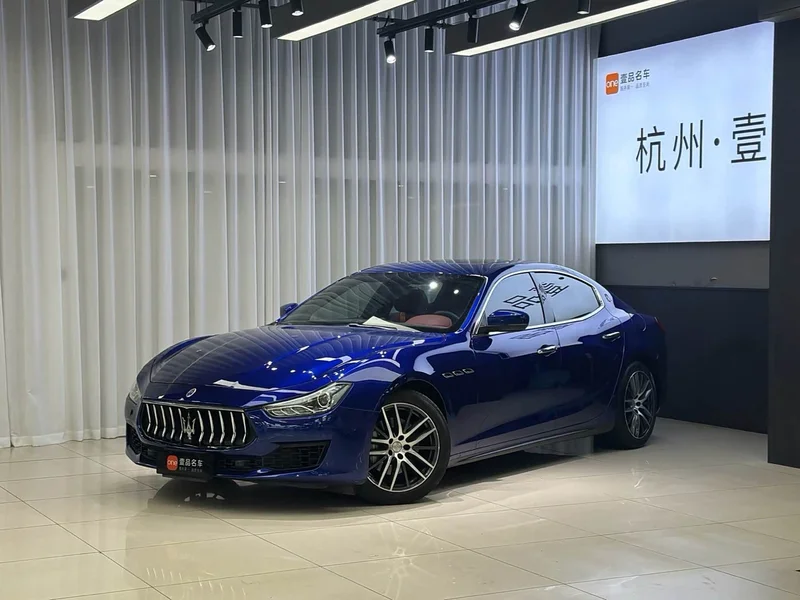 Maserati Ghibli — фото 1