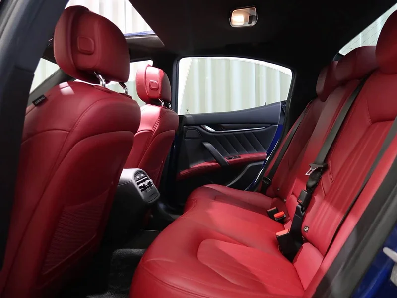 Maserati Ghibli — фото 10