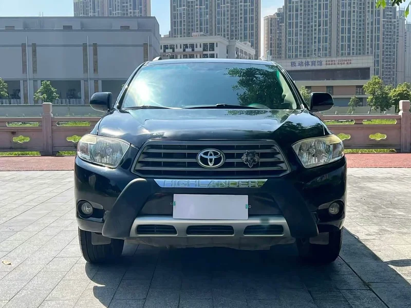 Toyota Highlander — фото 2