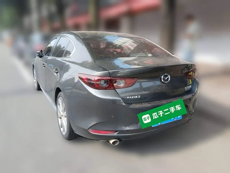 Mazda 3 Axela — фото 4