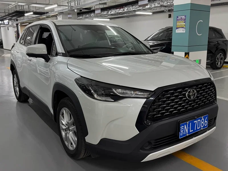 Toyota Corolla Cross — фото 3