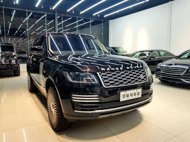 Land Rover Range Rover — фото 1