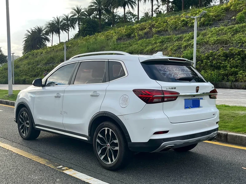 Roewe RX5 — фото 4