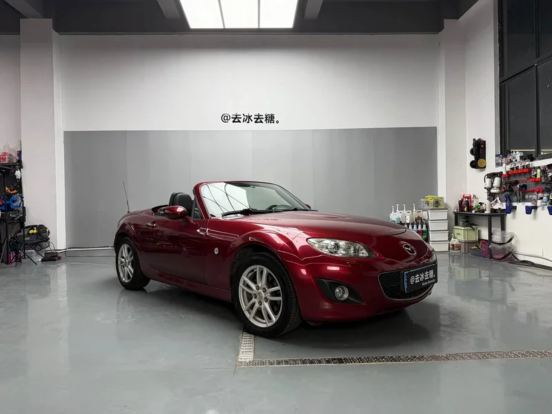 Mazda MX-5 — фото 1