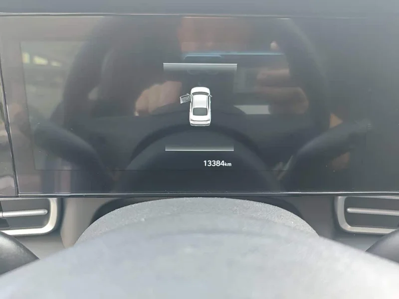 Hyundai Elantra — фото 10