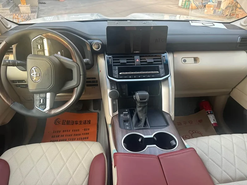 Toyota Land Cruiser (Imported) — фото 9