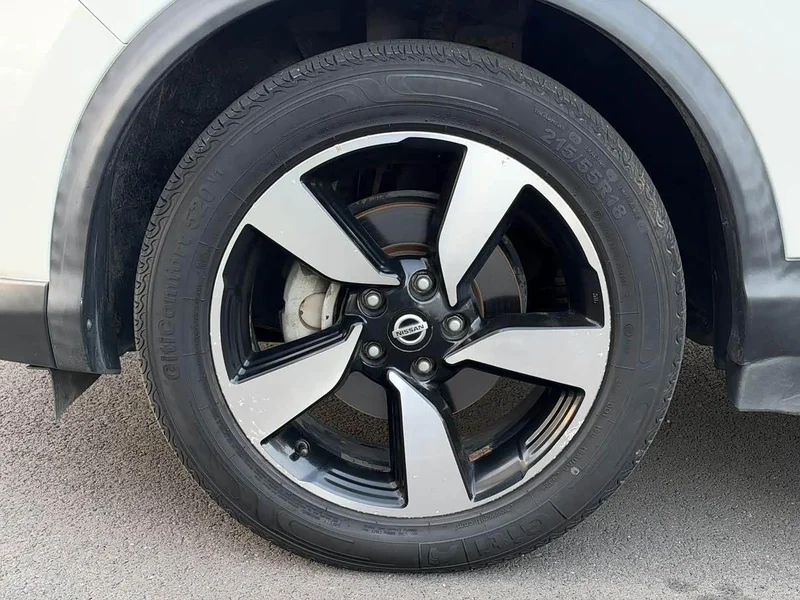 Nissan Qashqai — фото 14
