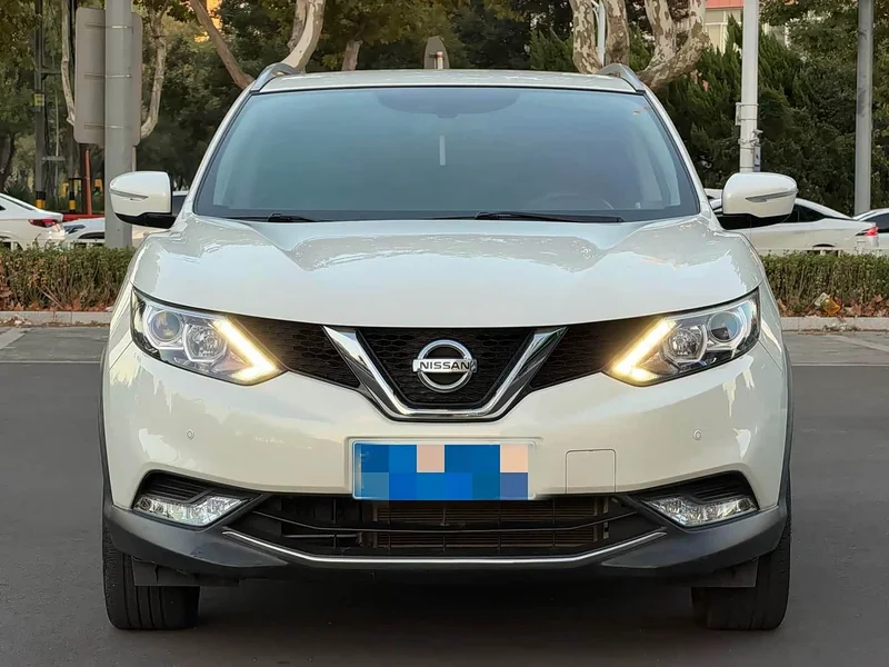 Nissan Qashqai — фото 2