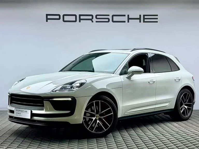 Porsche Macan — фото 1