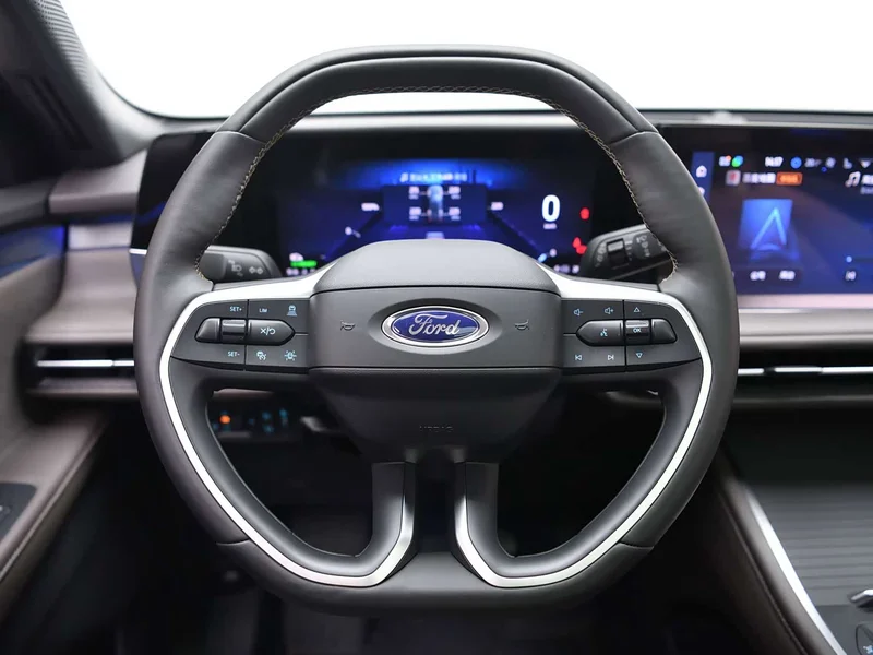 Ford Edge — фото 18