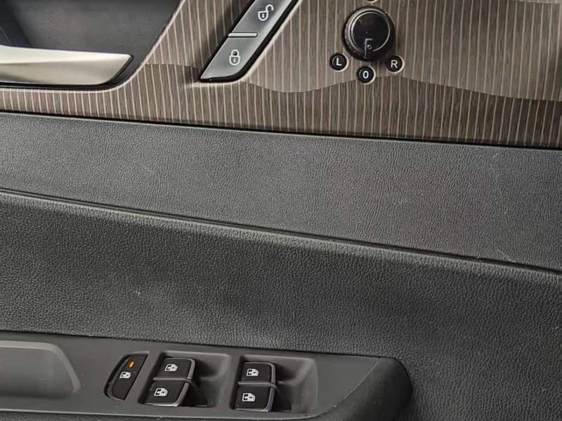 Hongqi E-QM5 — фото 8