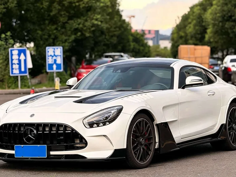 Mercedes-Benz AMG GT — фото 1