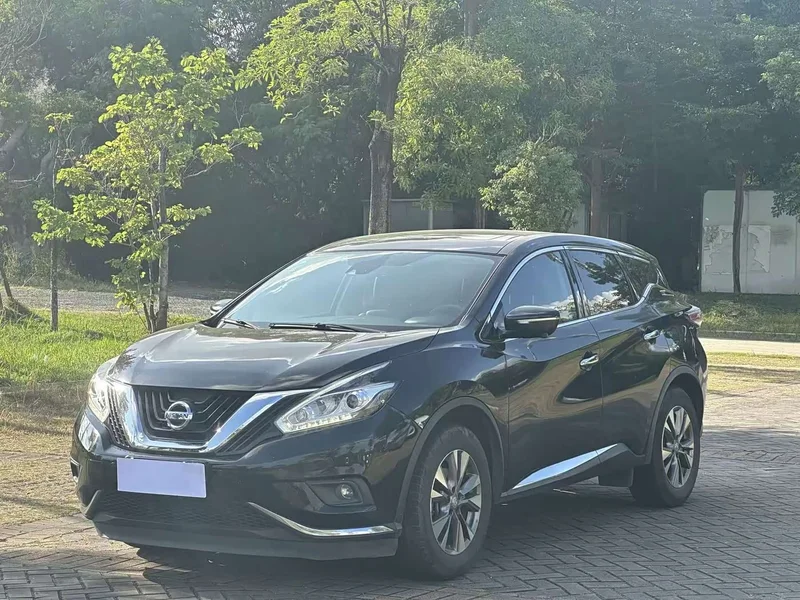 Nissan Murano — фото 1