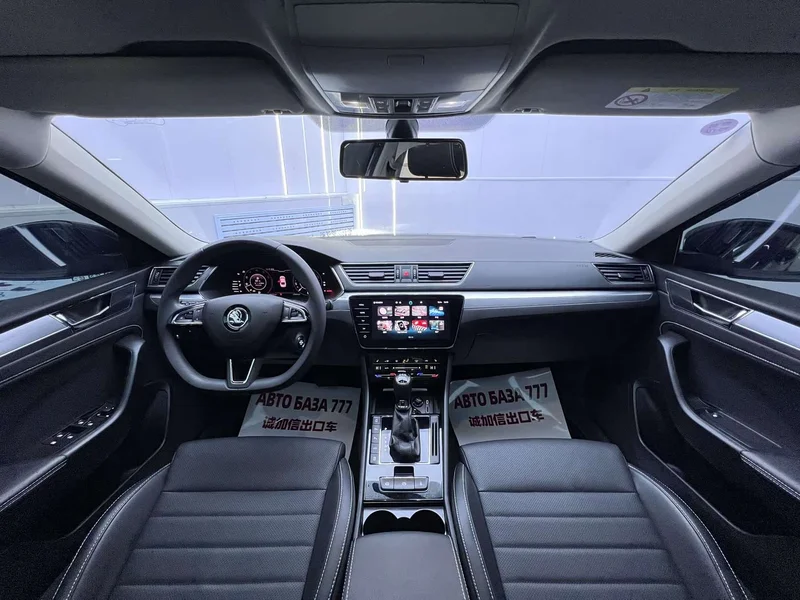 Skoda Superb — фото 15