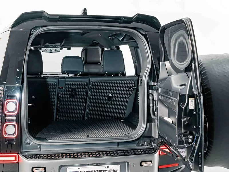 Land Rover Defender — фото 26