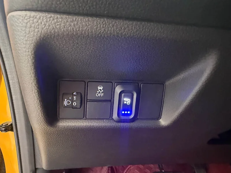 Honda Fit — фото 7